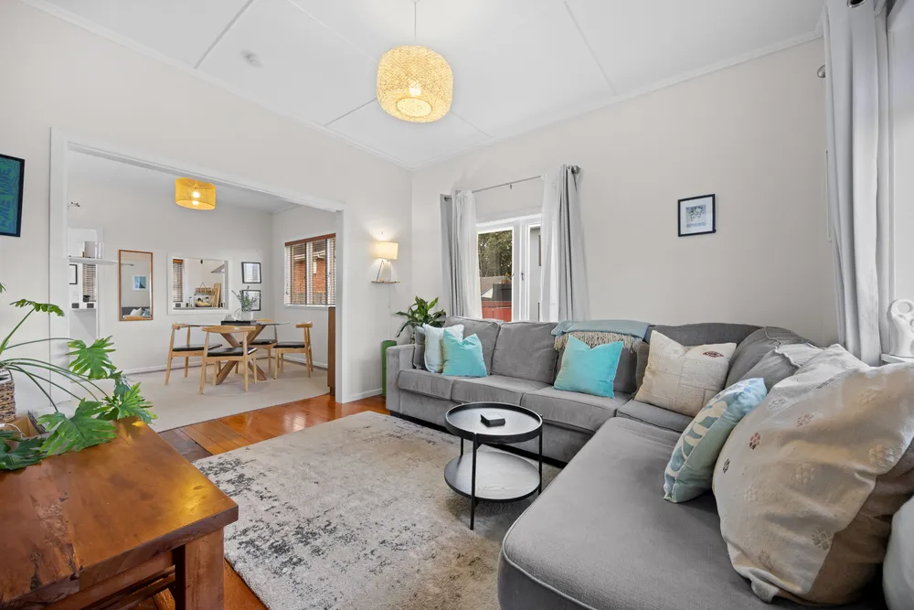 Photos of 15B Ferndale Road