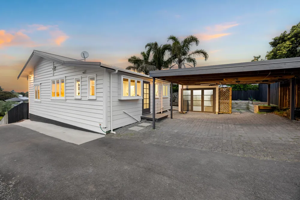 Photos of 15B Ferndale Road