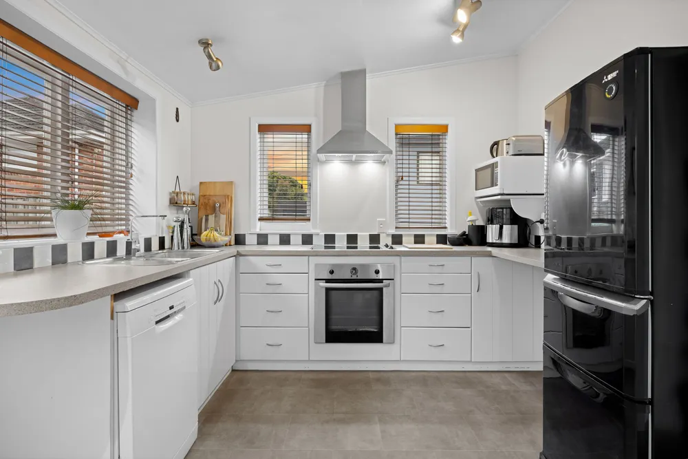Photos of 15B Ferndale Road