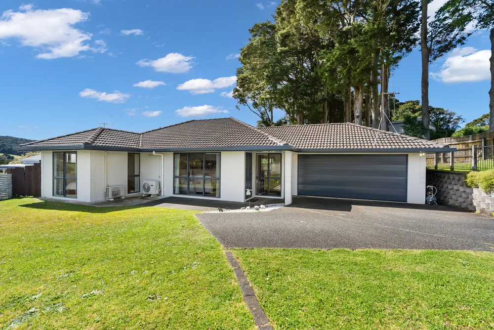 Photos of 10 Bush Haven Drive