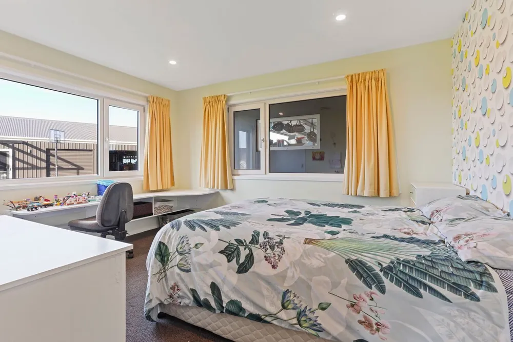 Photos of 50 Norris Drive