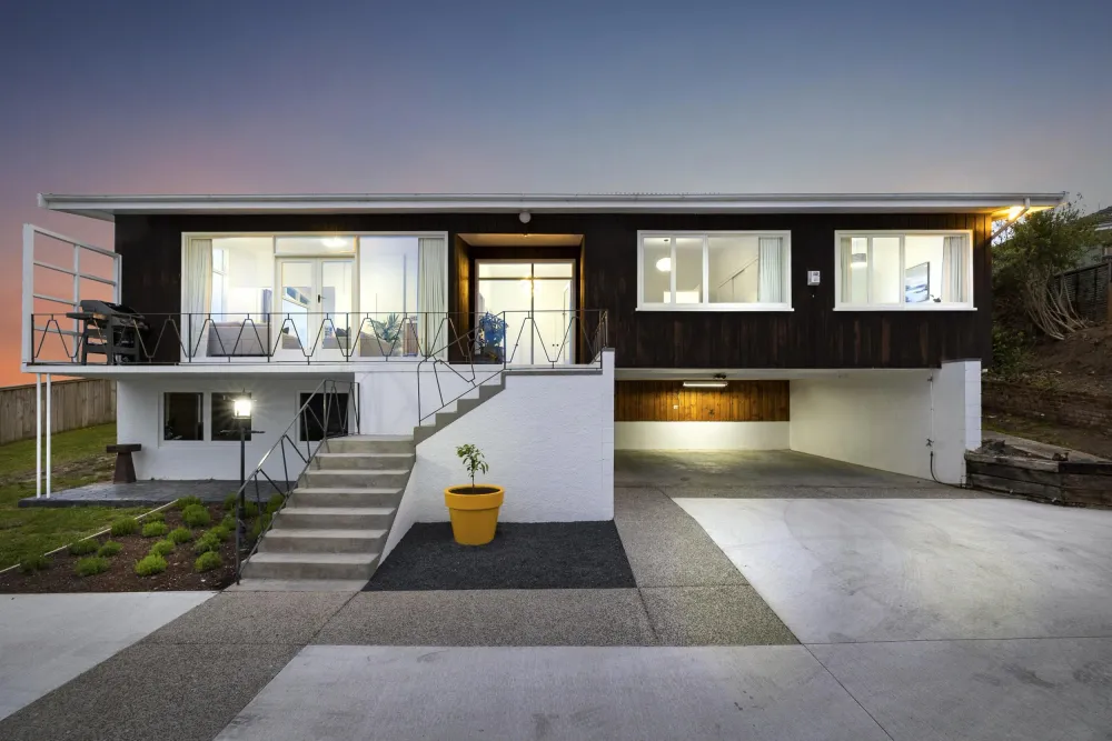 Photos of 77 Easther Crescent