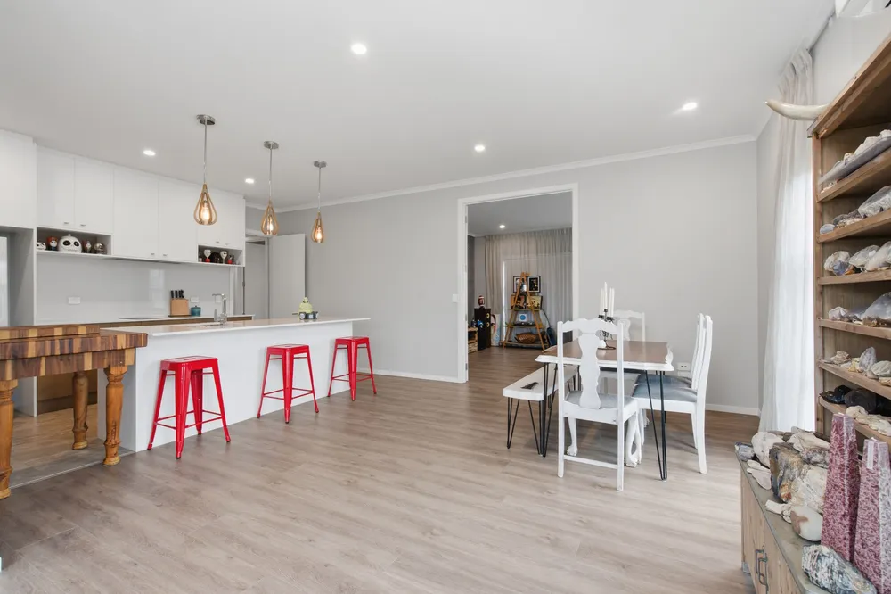 Photos of 12 Bollington Avenue
