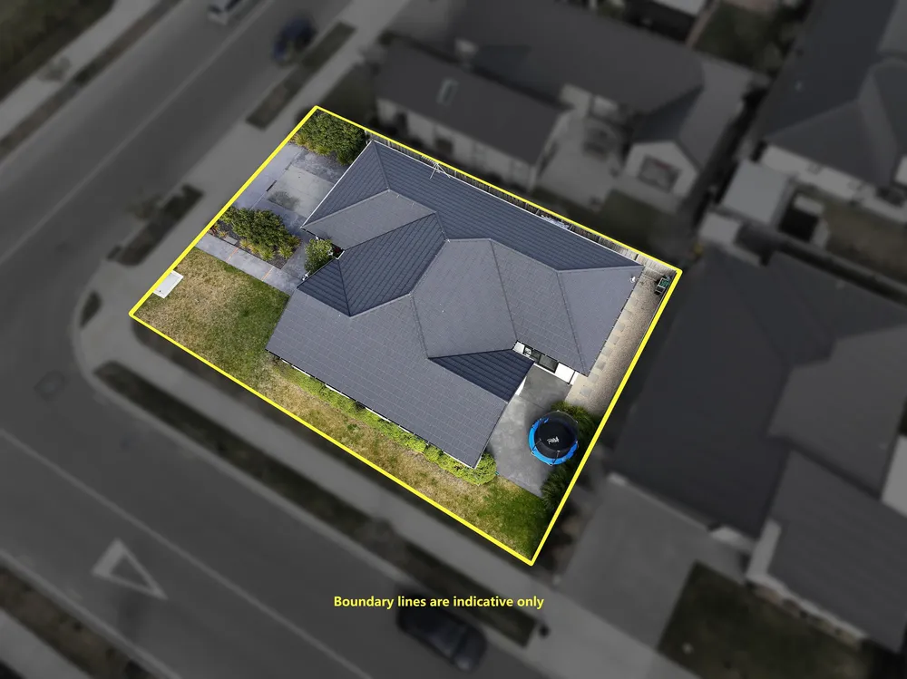 Photos of 12 Bollington Avenue
