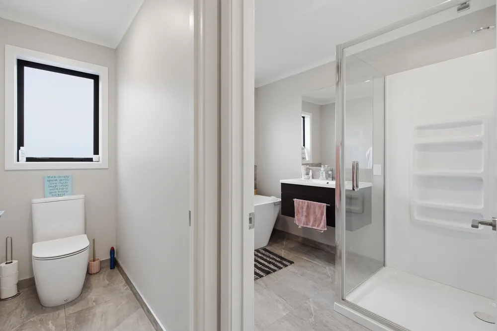 Photos of 12 Bollington Avenue