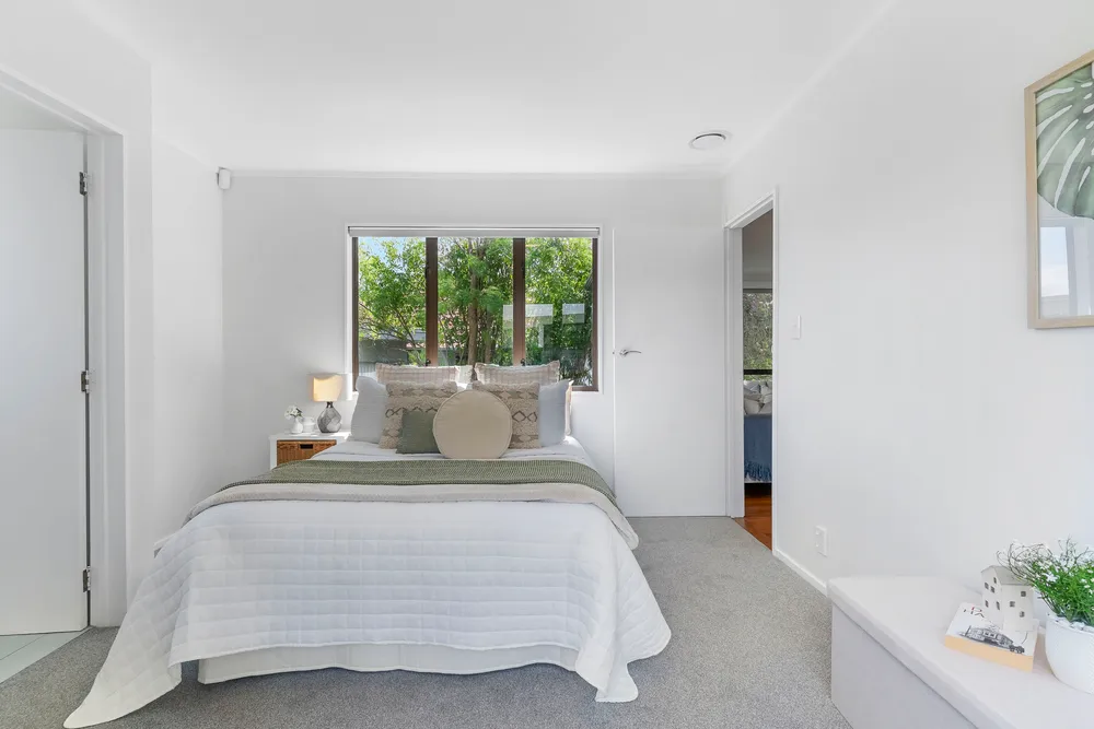 Photos of 12 Radcliffe Street