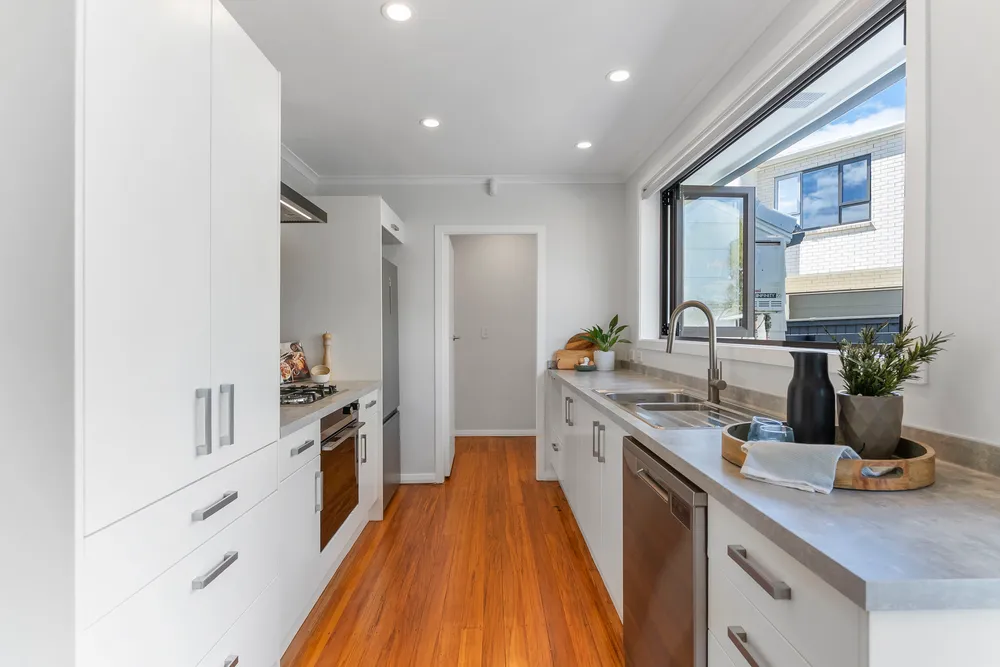 Photos of 12 Radcliffe Street