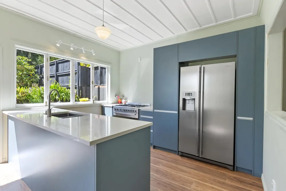 Photos of 33 Summer Street