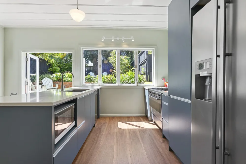 Photos of 33 Summer Street