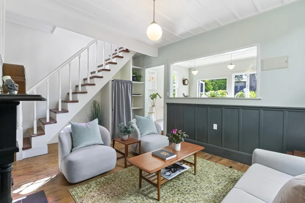 Photos of 33 Summer Street
