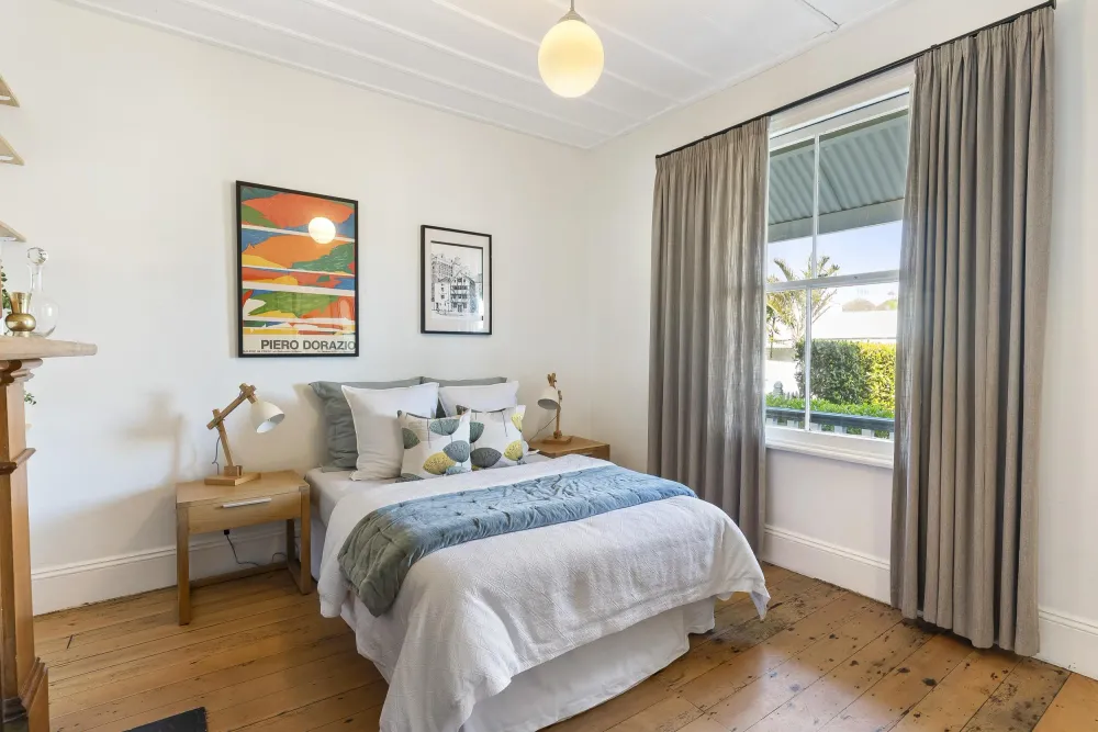 Photos of 33 Summer Street