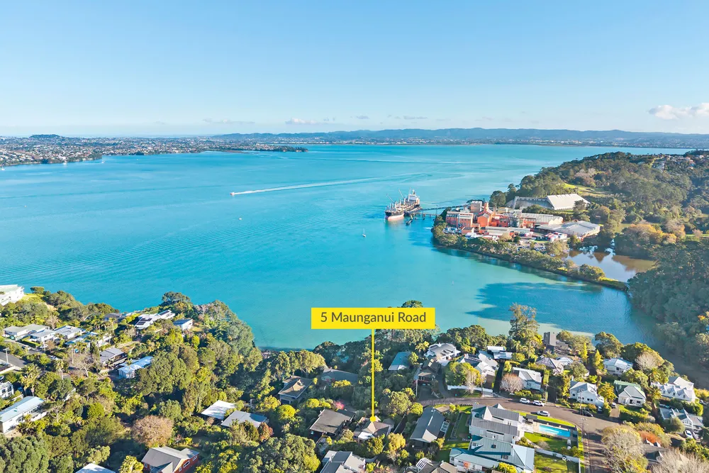 Photos of 5 Maunganui Road