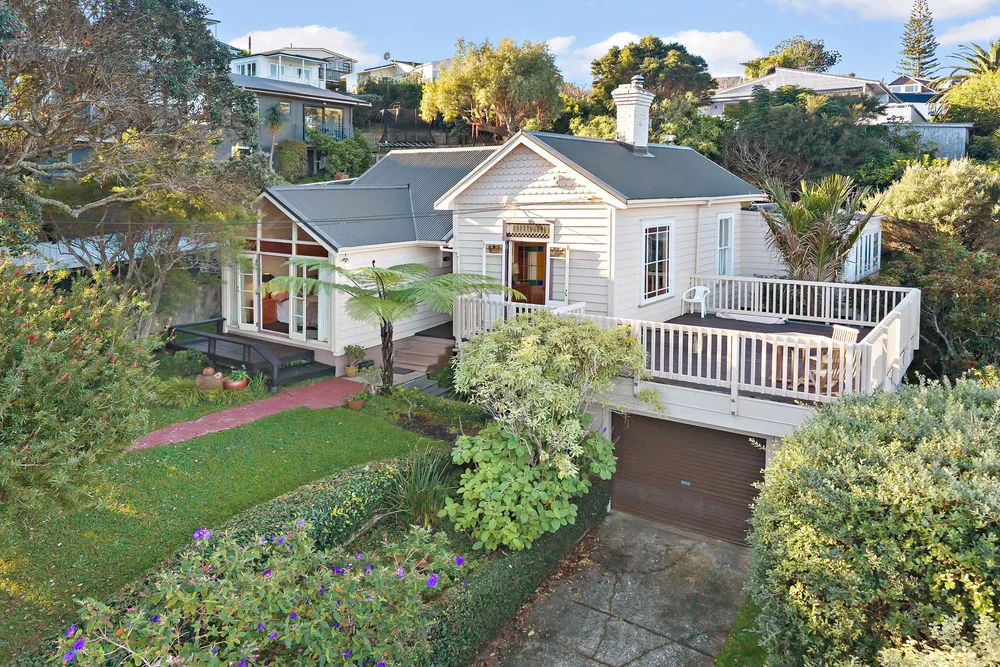 Photos of 5 Maunganui Road