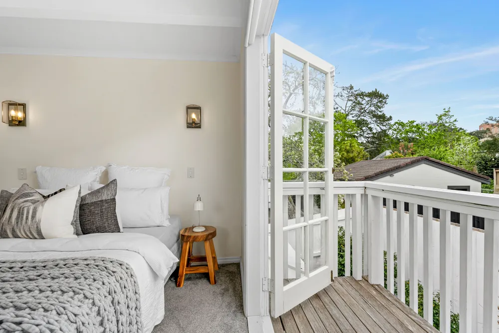 Photos of 85 Brighton Road