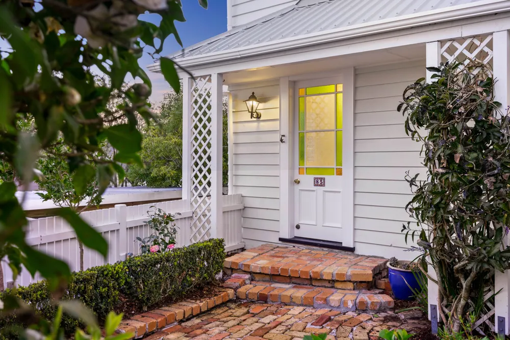 Photos of 85 Brighton Road