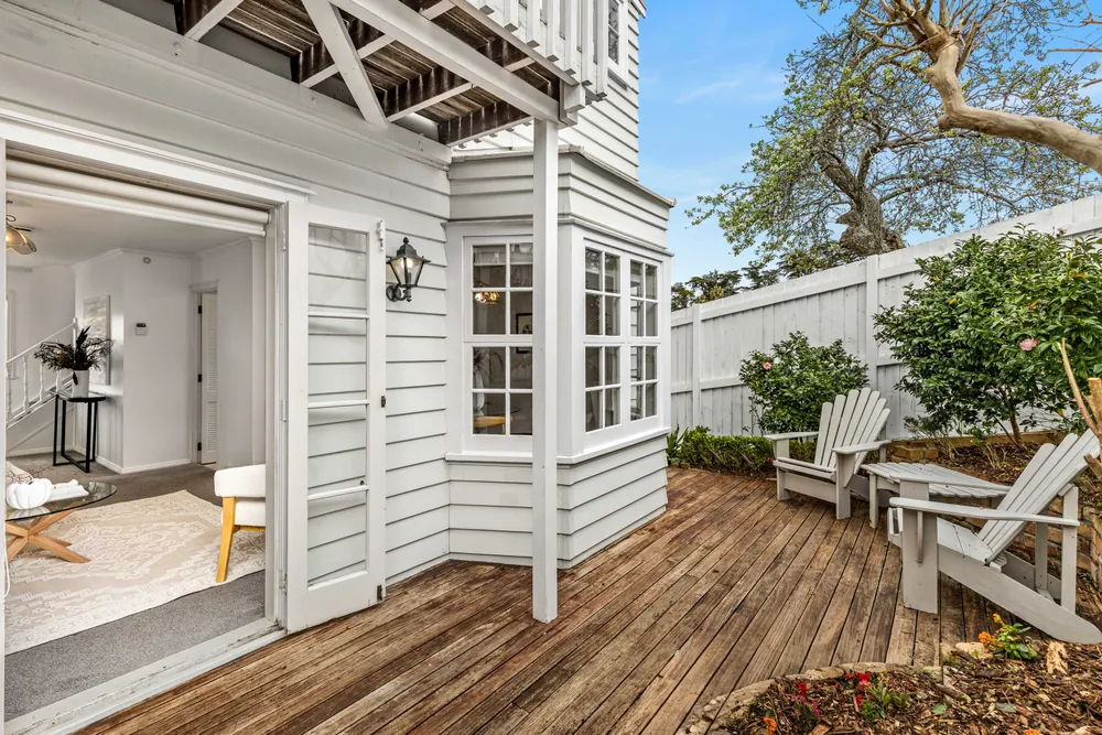 Photos of 85 Brighton Road