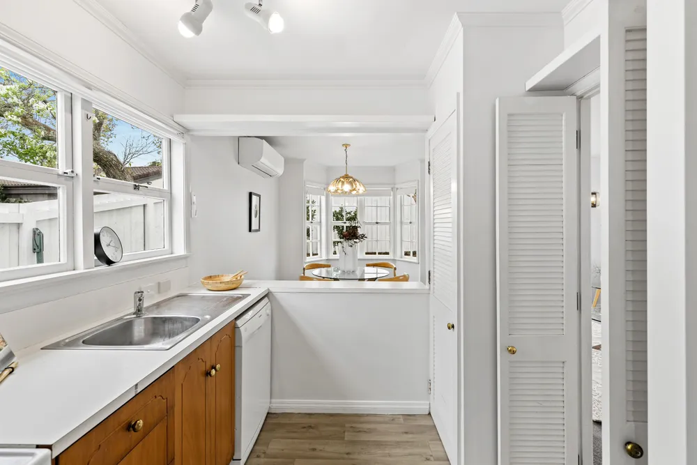 Photos of 85 Brighton Road