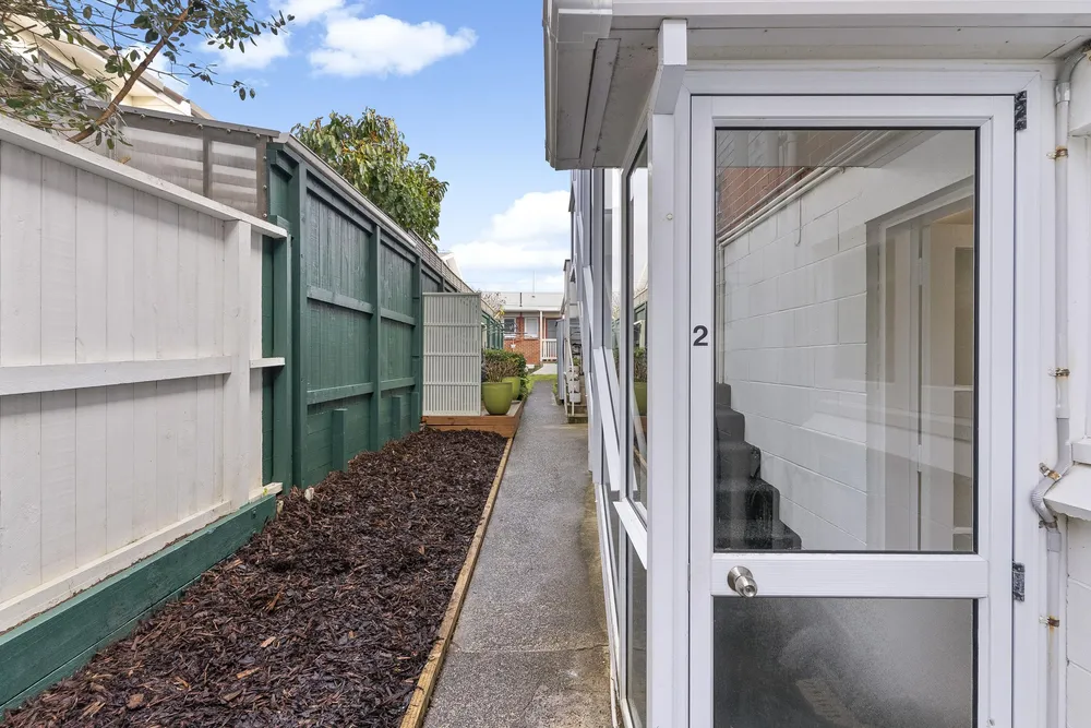 Photos of 2/4 Cecil Road