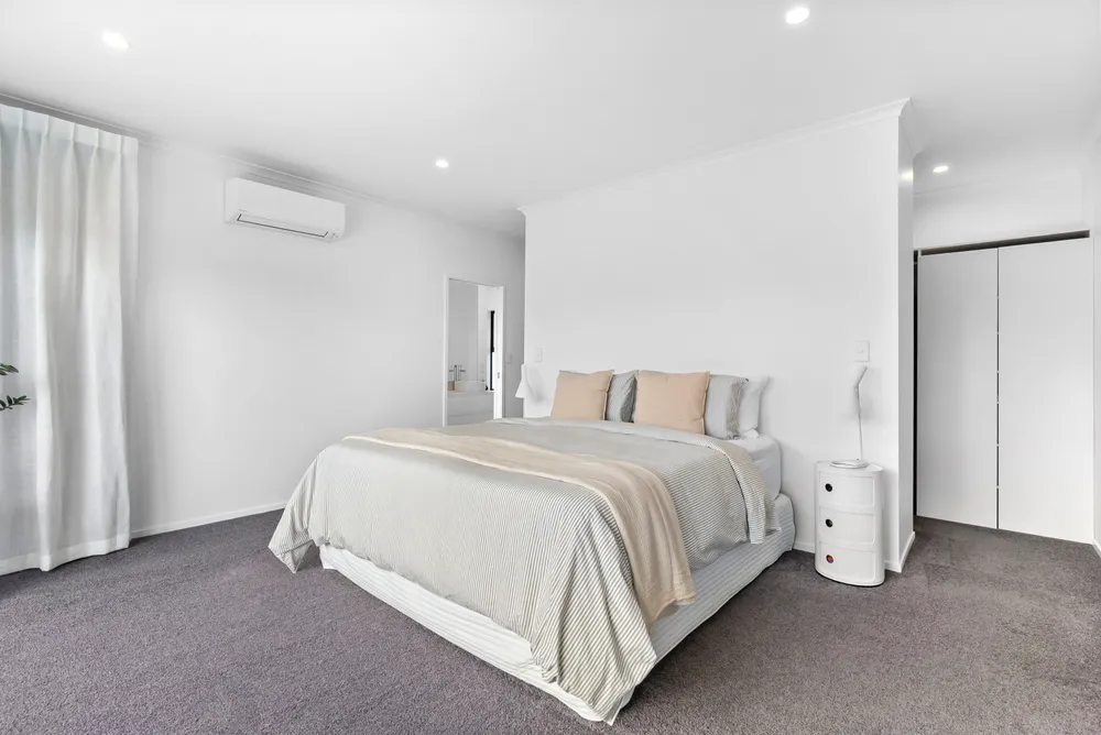 Photos of 28 Jean Millington Lane