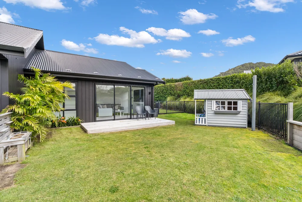Photos of 28 Jean Millington Lane