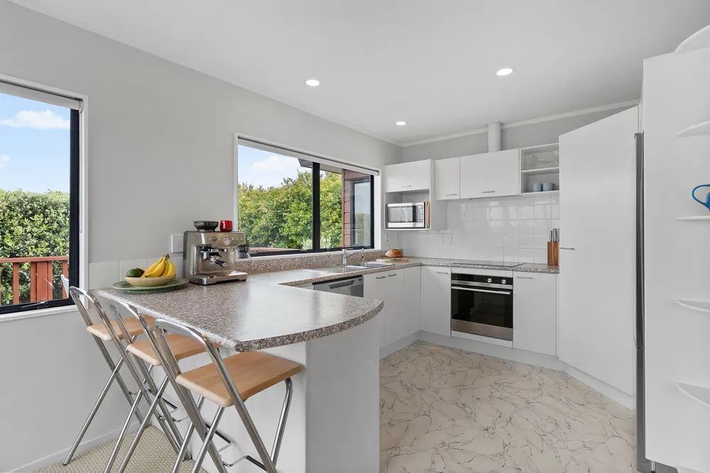 Photos of 2/56 Potter Avenue
