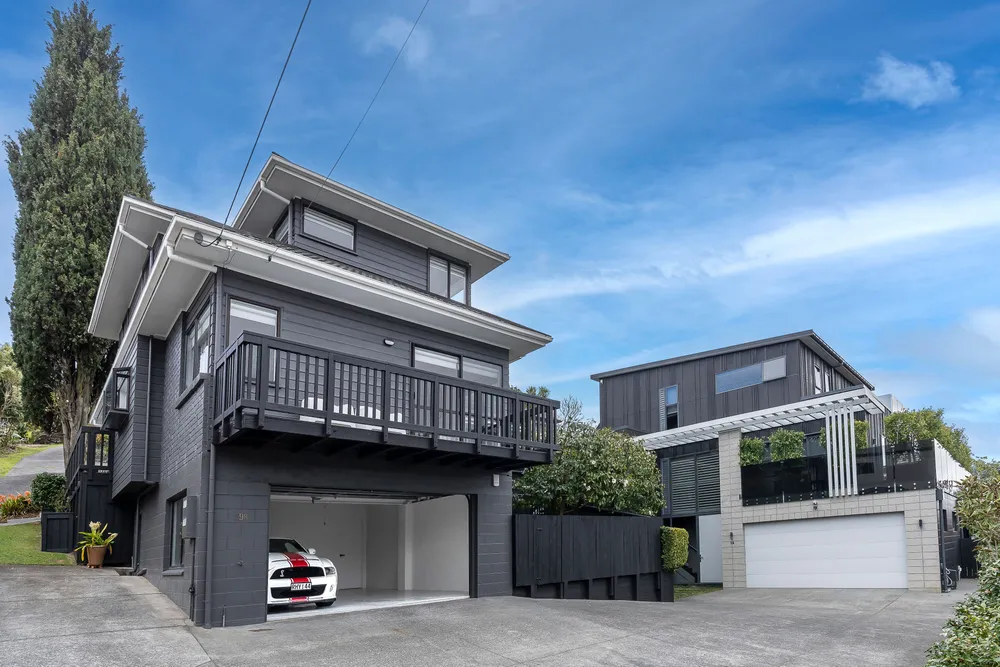 Photos of 59B St Leonards Road