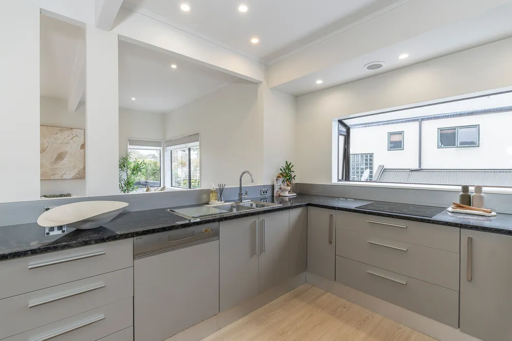 Photos of 59B St Leonards Road