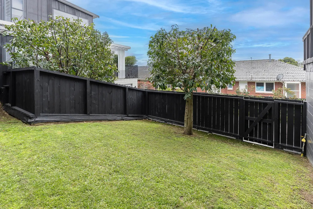 Photos of 59B St Leonards Road