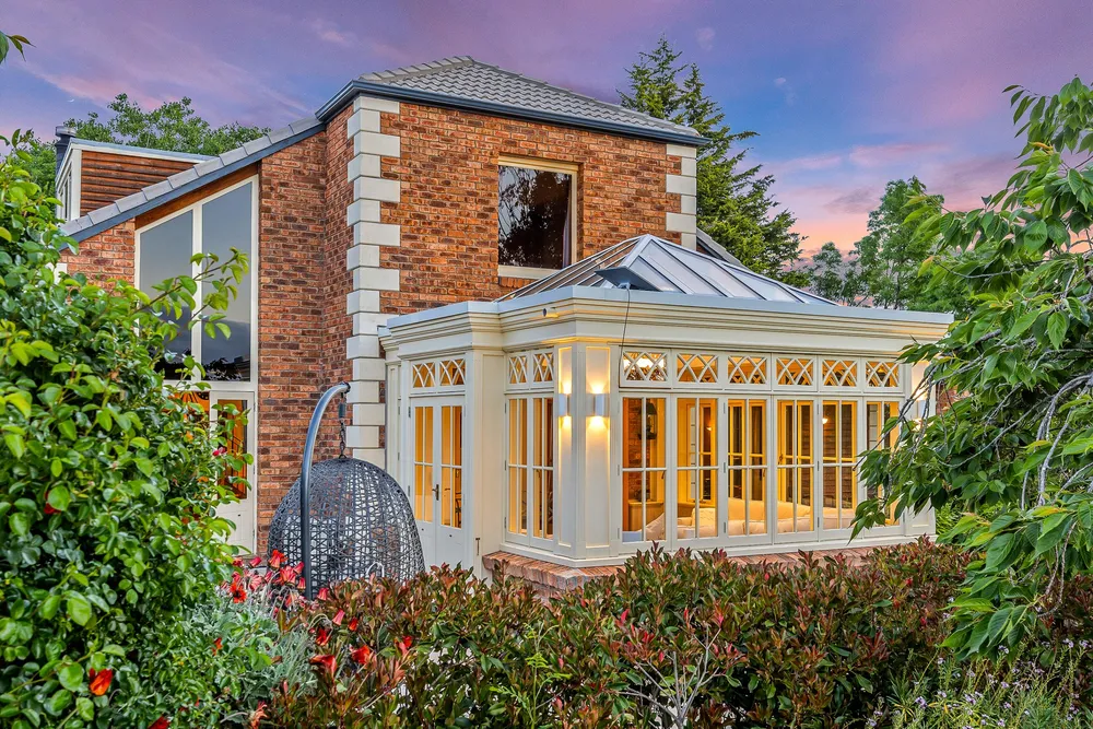 Photos of 284 Carrs Road