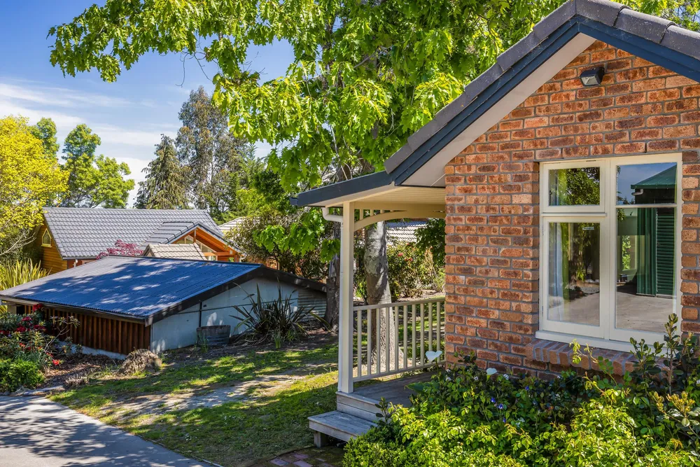 Photos of 284 Carrs Road