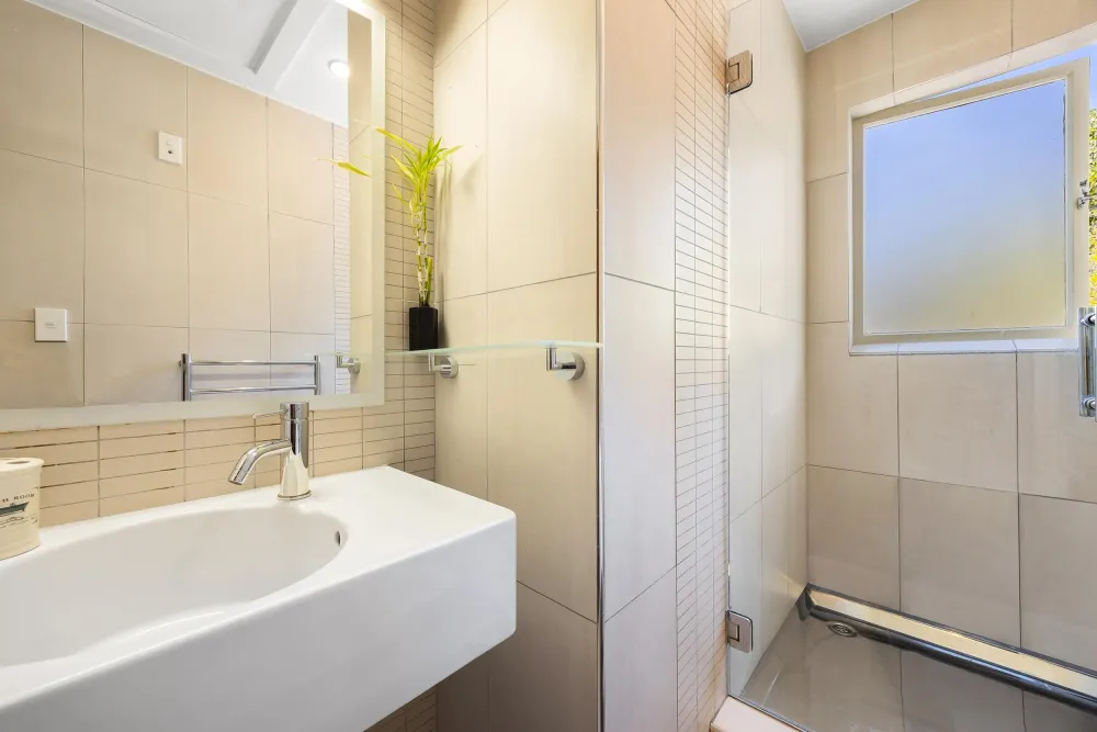 Photos of 284 Carrs Road