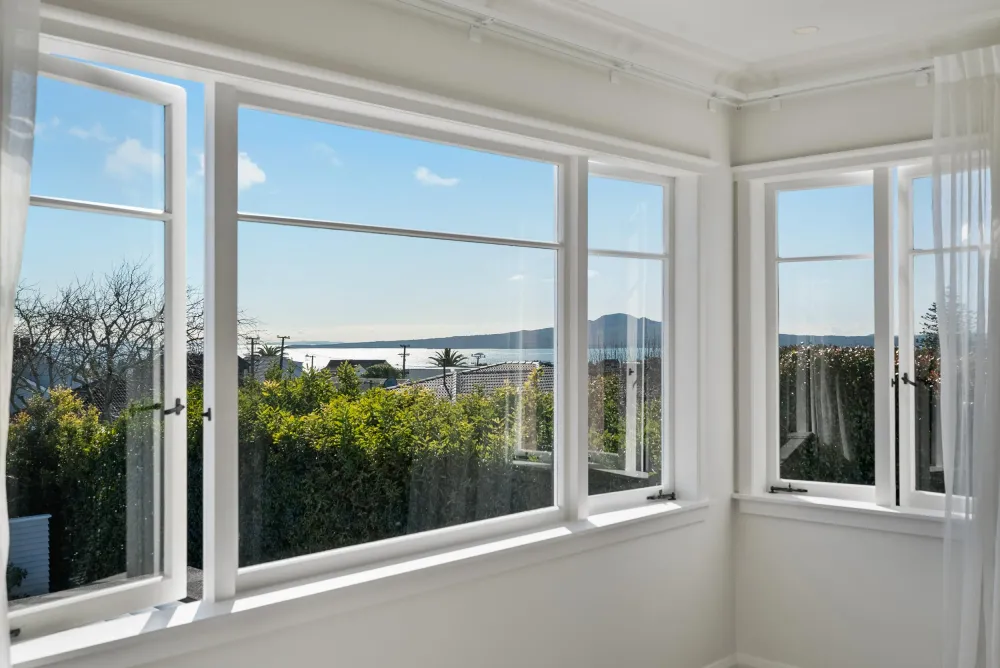 Photos of 10 Palmer Crescent