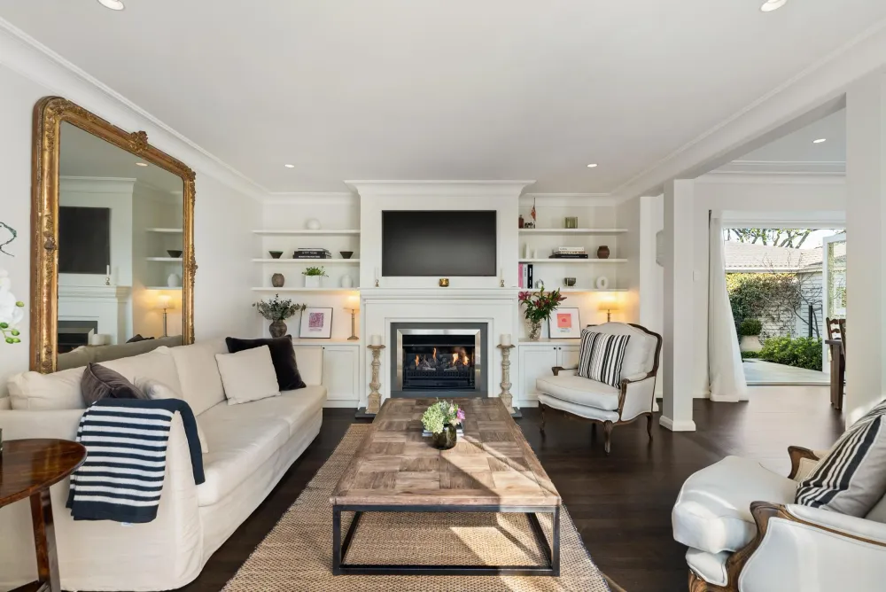 Photos of 10 Palmer Crescent