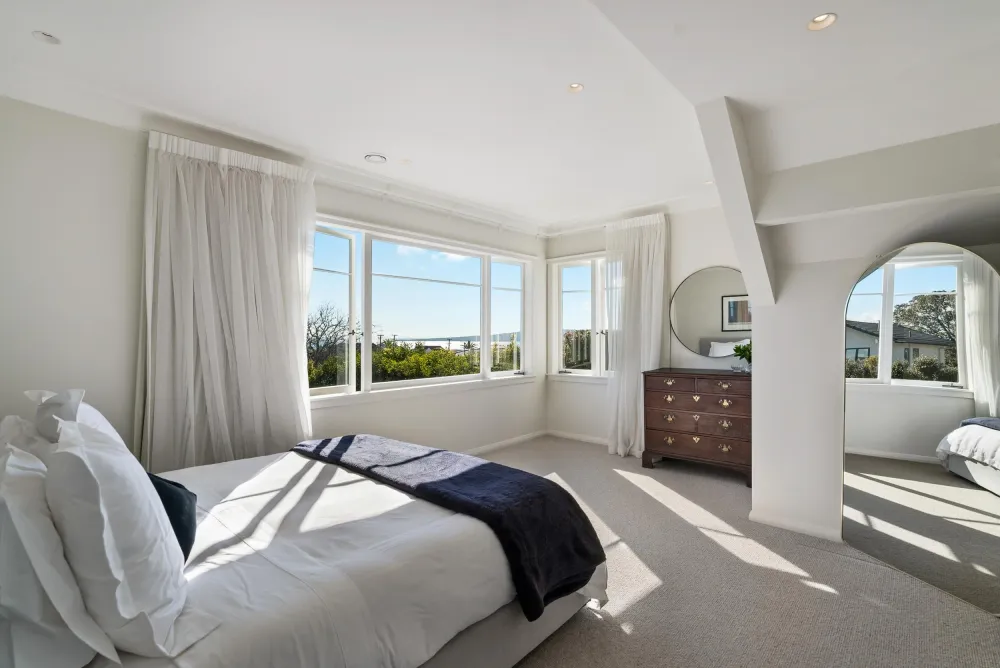 Photos of 10 Palmer Crescent