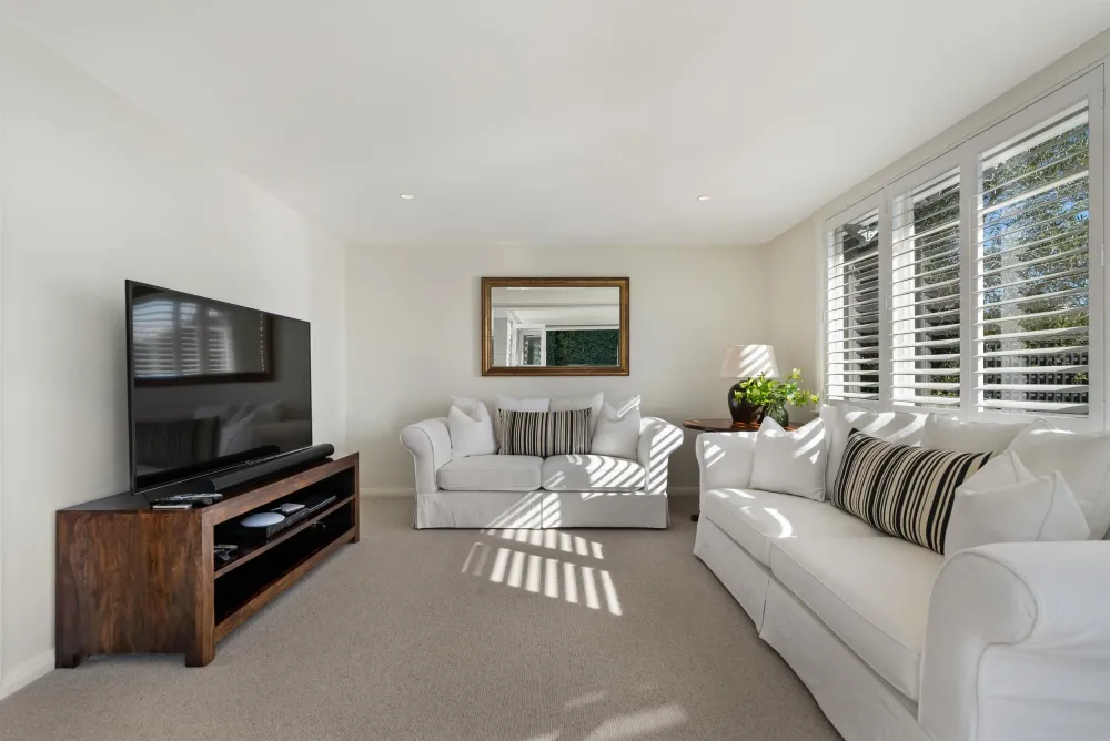 Photos of 10 Palmer Crescent