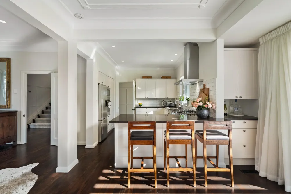 Photos of 10 Palmer Crescent