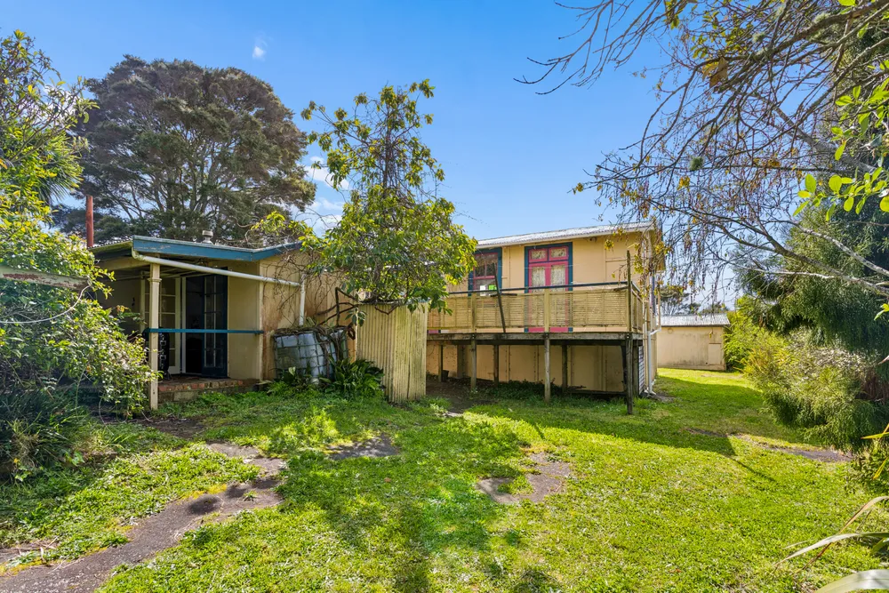 Photos of 13 Willerton Avenue