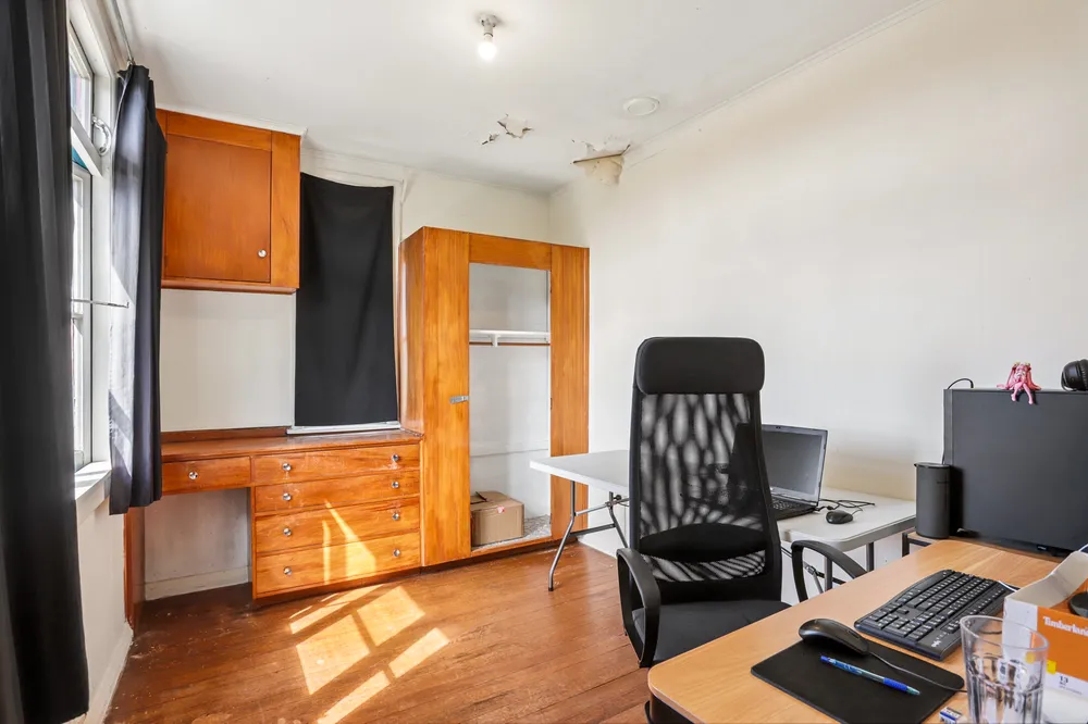 Photos of 13 Willerton Avenue