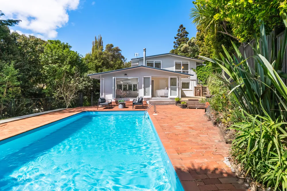 Photos of 263B Titirangi Road