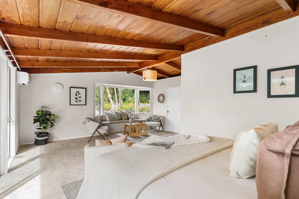 Photos of 263B Titirangi Road