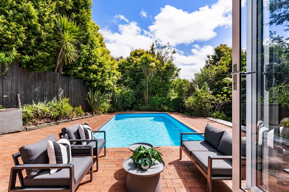 Photos of 263B Titirangi Road