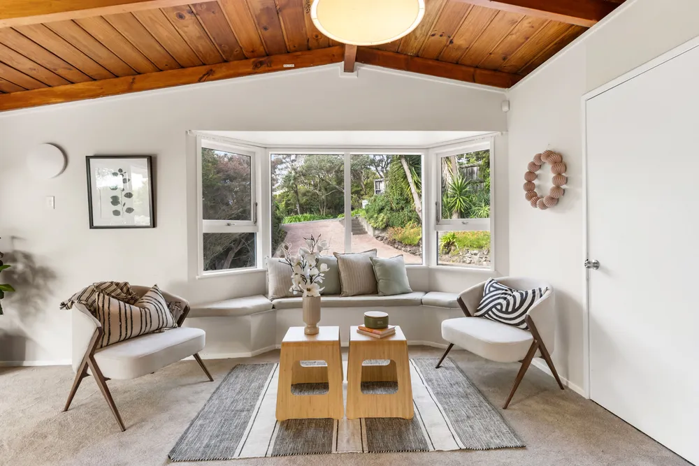 Photos of 263B Titirangi Road