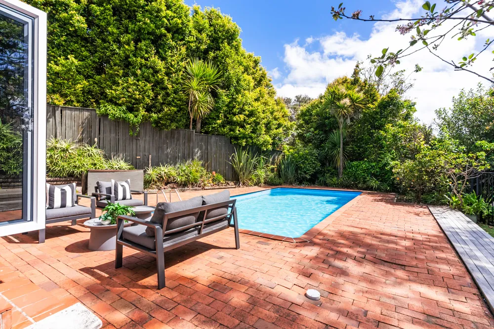 Photos of 263B Titirangi Road
