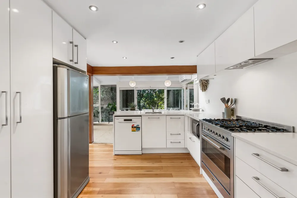Photos of 263B Titirangi Road