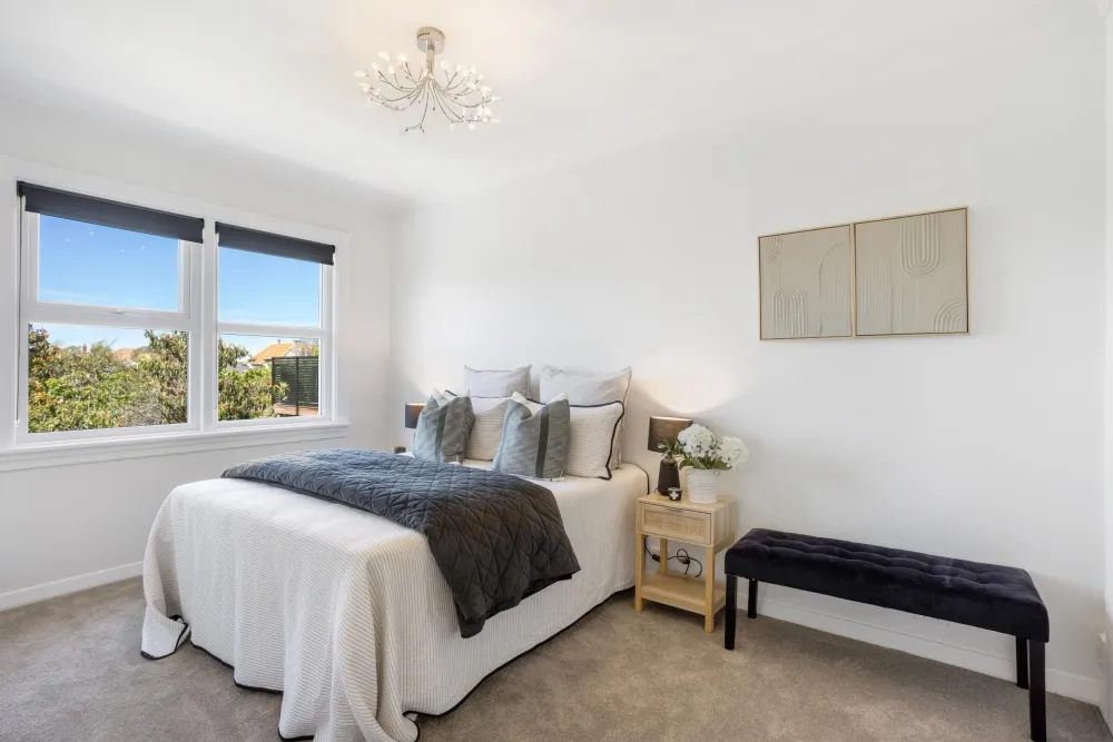Photos of 86 Grendon Street
