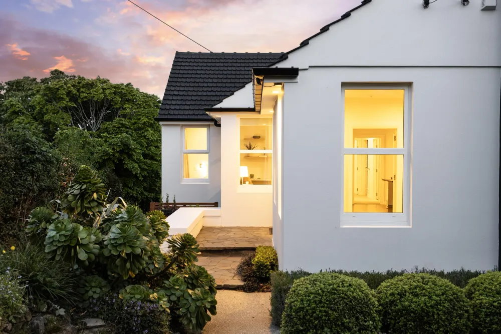 Photos of 86 Grendon Street