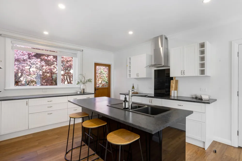 Photos of 86 Grendon Street