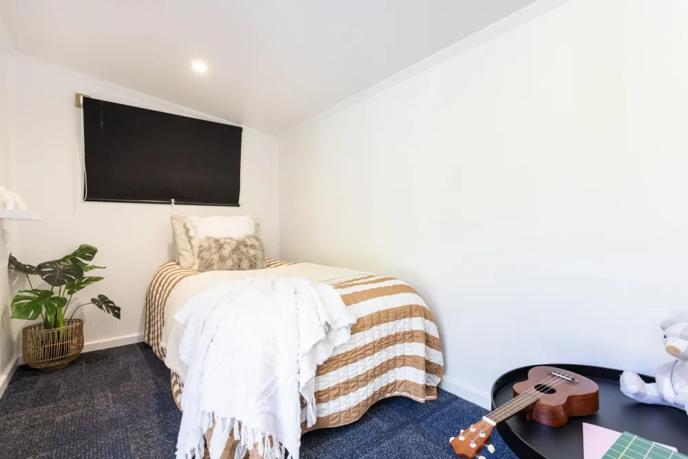 Photos of 86 Grendon Street