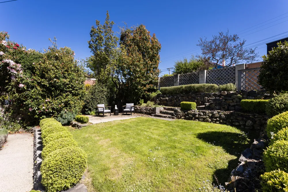 Photos of 86 Grendon Street