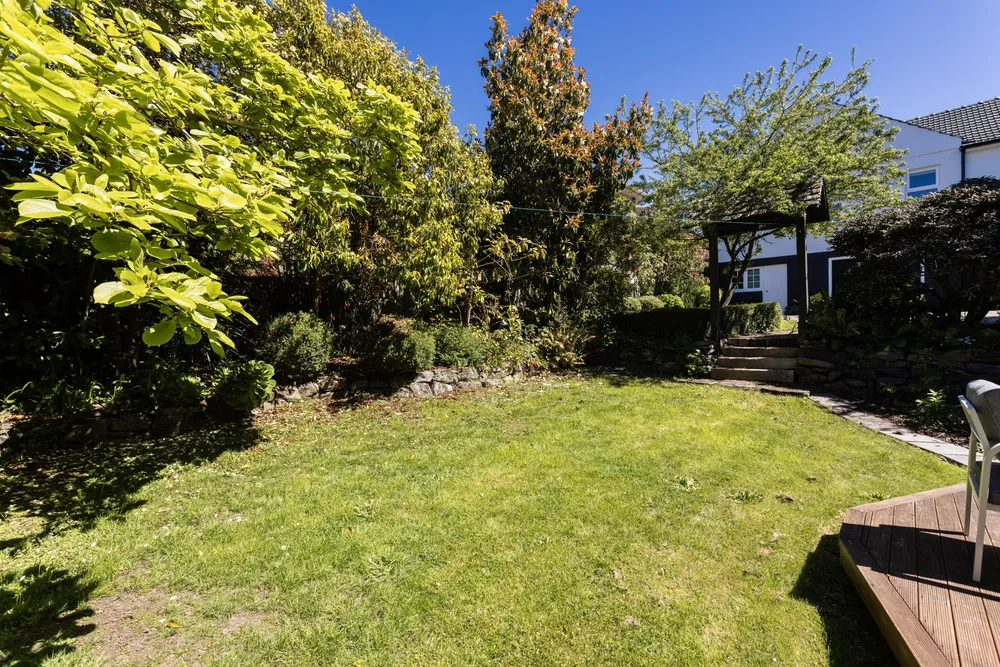 Photos of 86 Grendon Street